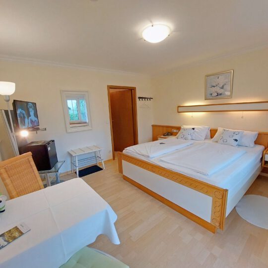 Charmantes Doppelzimmer Nr. 04